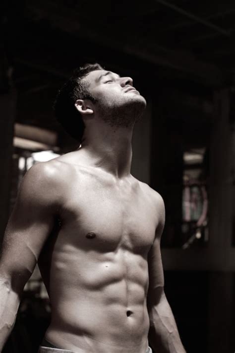 ryan guzman nude|The Boy Next Door: Ryan Guzman on Shooting Sex Scene with。